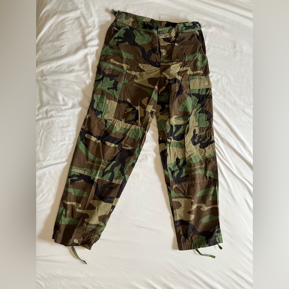 Vintage green army print cargo pants
